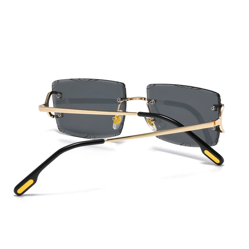 OHH LA LA SUNNIES