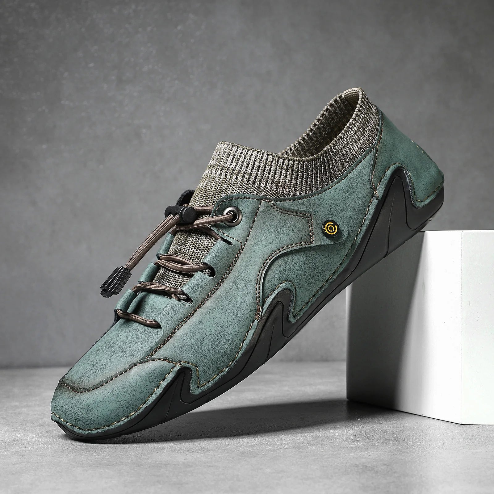 Altura Pace Sneakers
